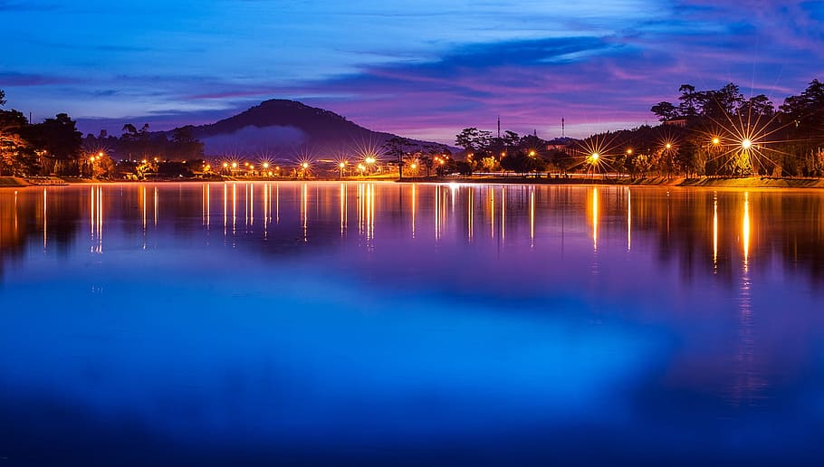 green, light yellow, lake, scenery, dawn, reflection, water HD wallpaper