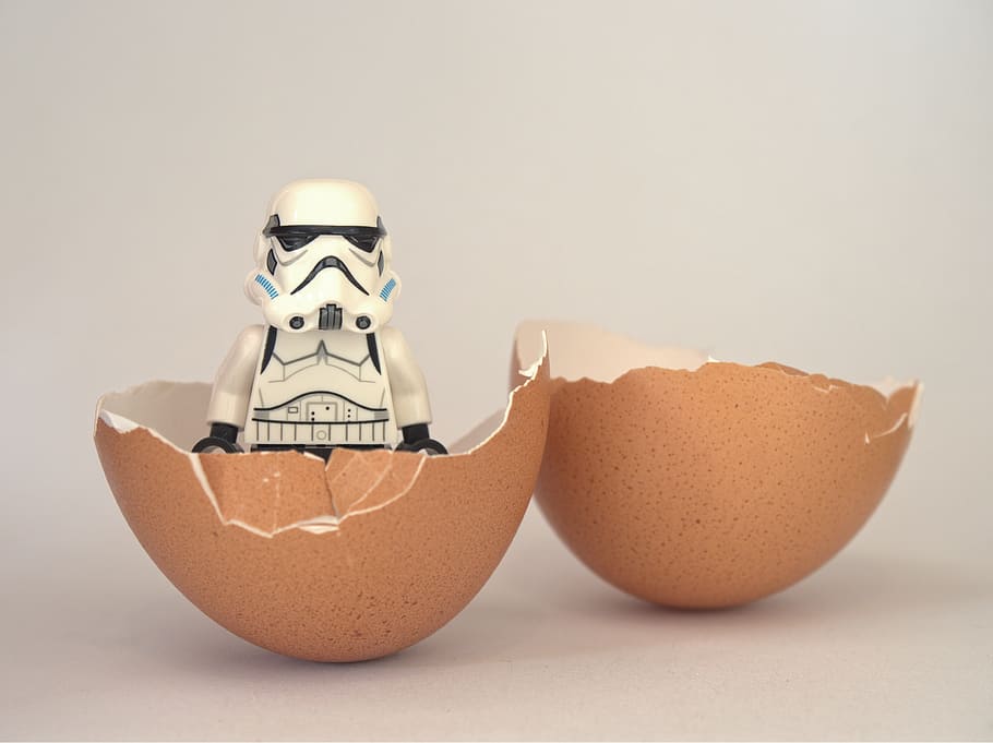 Darth Vader mini figure on brown egg, stormtrooper, lego, hatch HD wallpaper