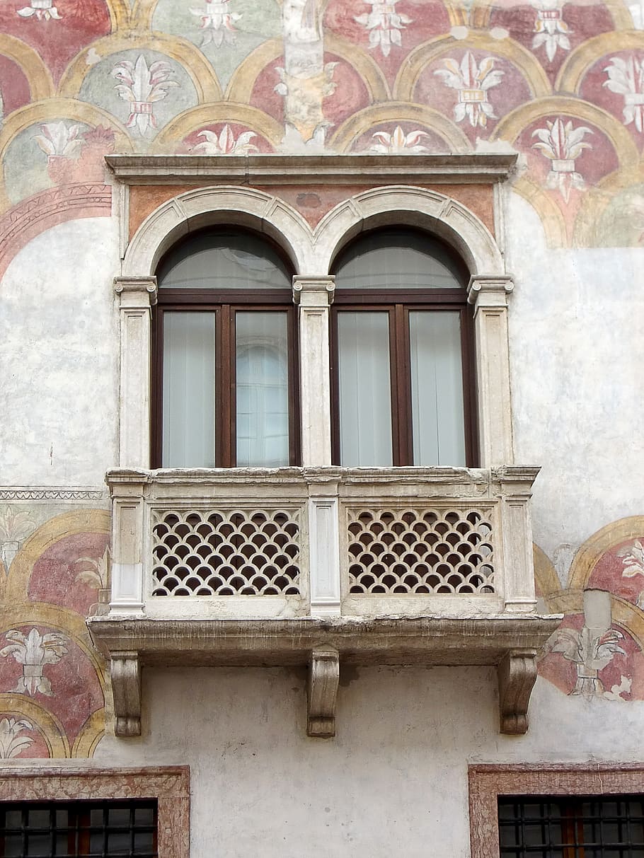window, old, old window, facade, historically, weathered, wood HD wallpaper