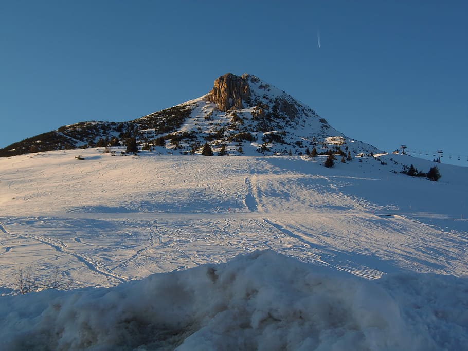 landscape photography of snow covered mountain, snowy summit HD wallpaper