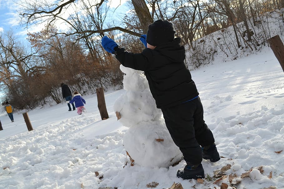 Snowman, Building, Winter, Play, playing, cold temperature HD wallpaper