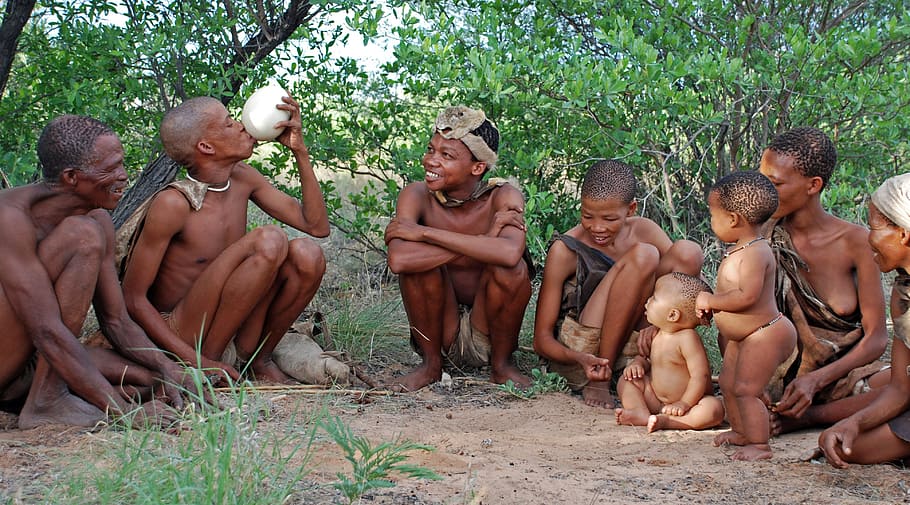 group of people sitting, bushman, indigenous people, hunter gatherer
