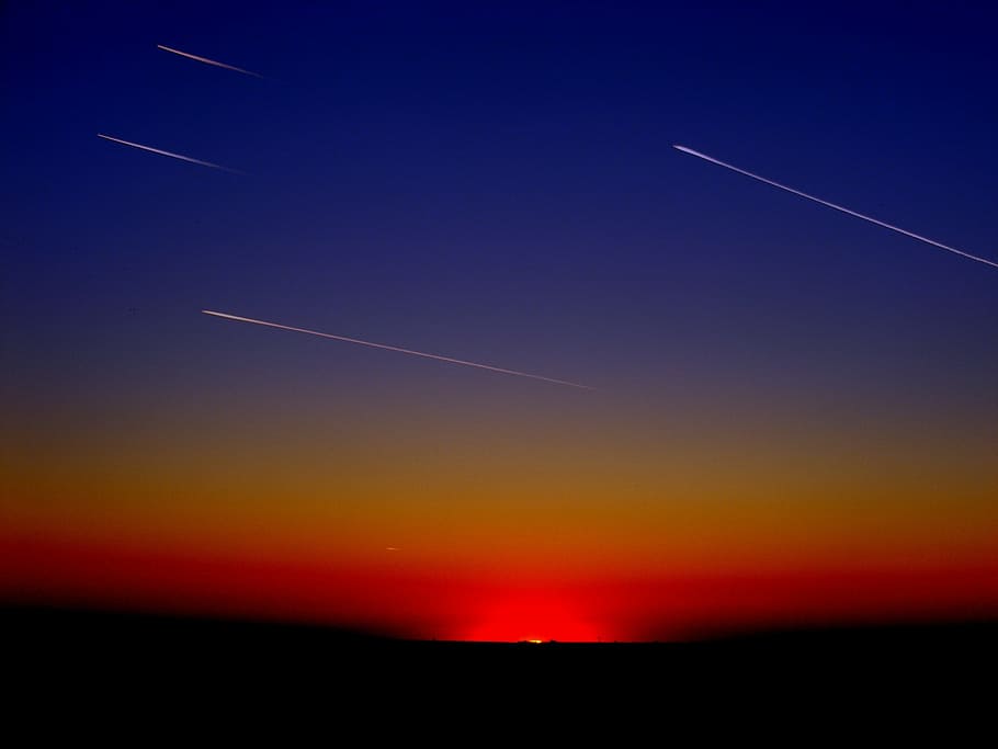 shooting stars photo during sunset, streaming, planes, stripes HD wallpaper