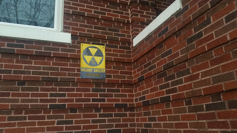 Signs, Brick, Building, Architecture, courthouse, 50s, vintage HD wallpaper