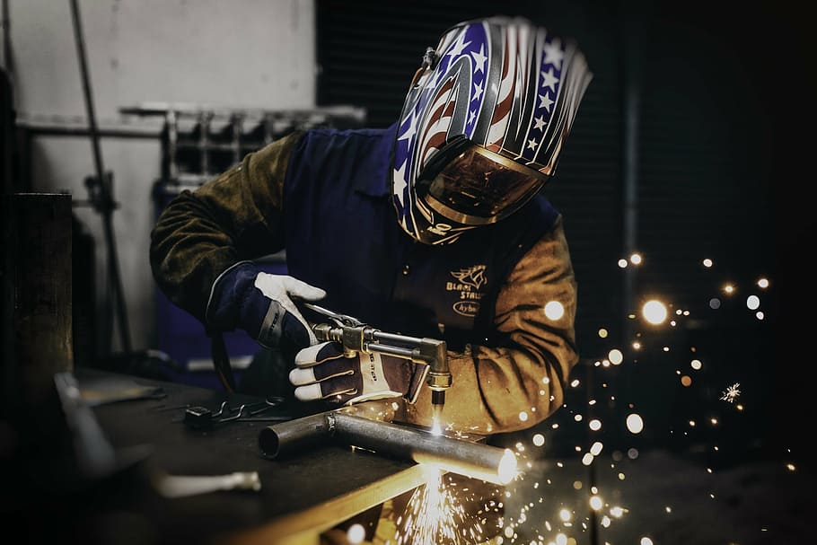 construction, worker, torch, cutting, site, building, labor HD wallpaper