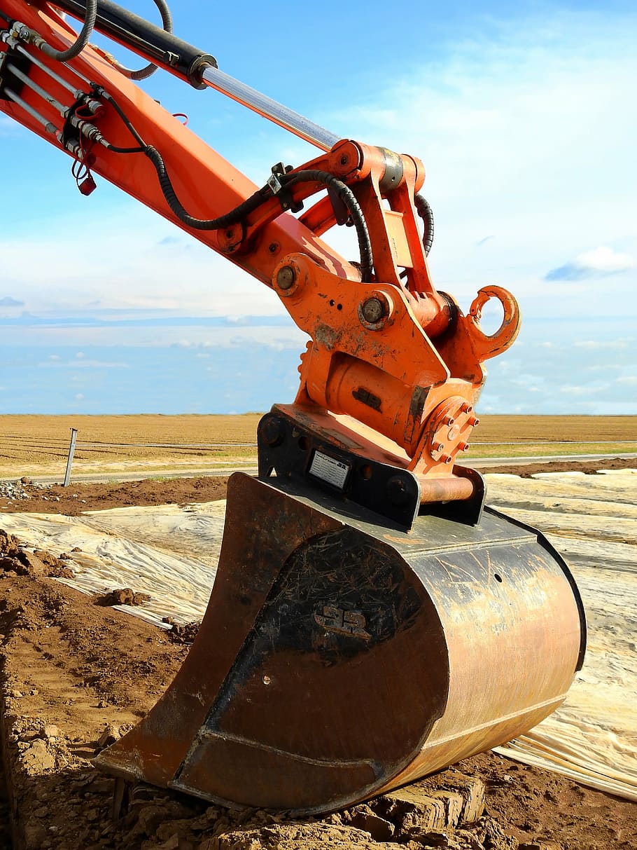 orange and brown heavy equipment under blue sky at daytime, excavators, HD wallpaper