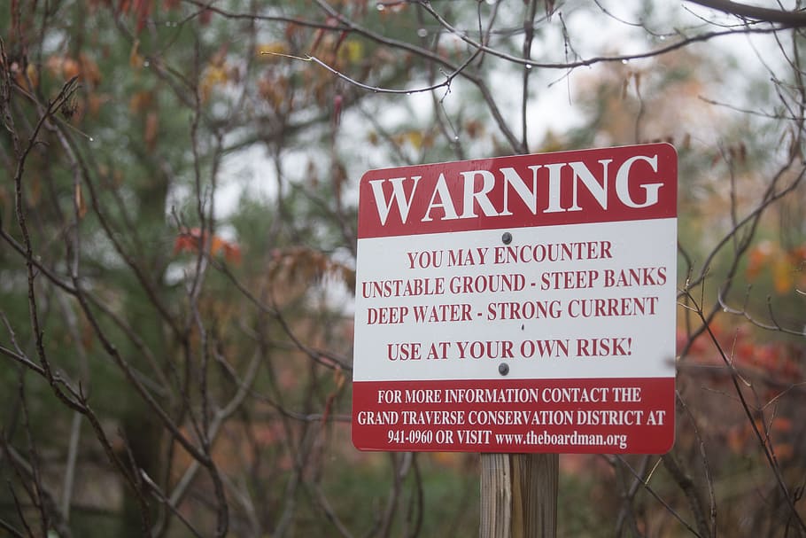 warning, sign, rustic, forest, fall, rainy, grand traverse, HD wallpaper