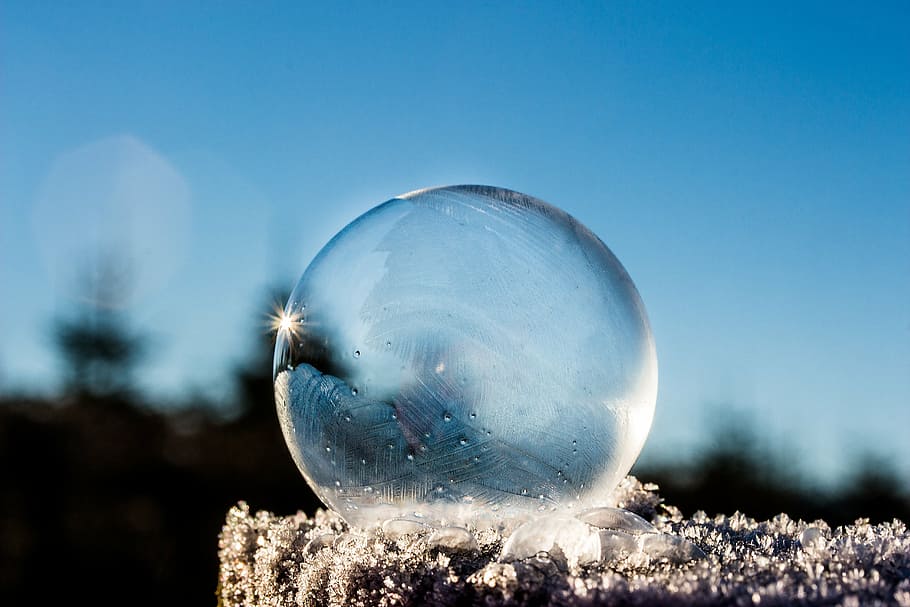 round clear glass ball decor, frozen bubble, soap bubble, winter, HD wallpaper