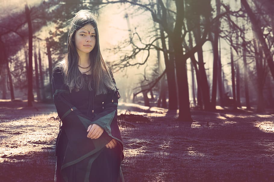 woman standing inside forest, Model, Atmosphere, Mysterious HD wallpaper