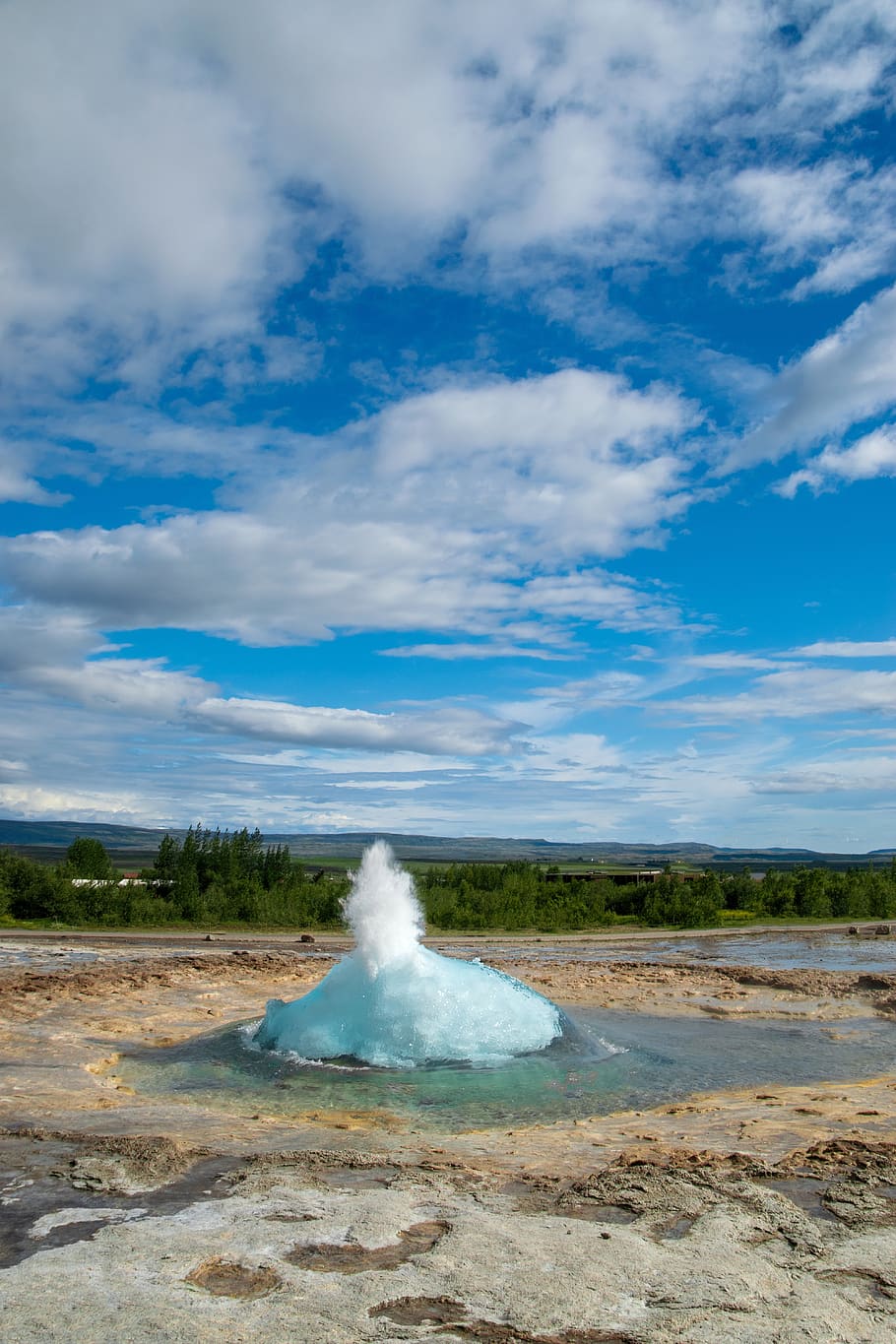 Geothermal lido shuts for winter due to high energy costs - Energy Live News