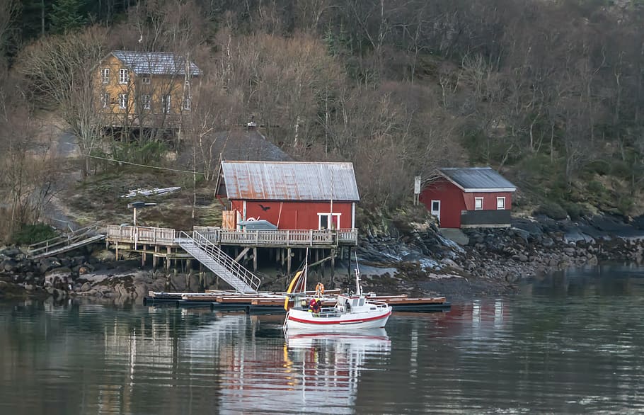 norway, coast line, water, reflection, red house, scandinavia HD wallpaper