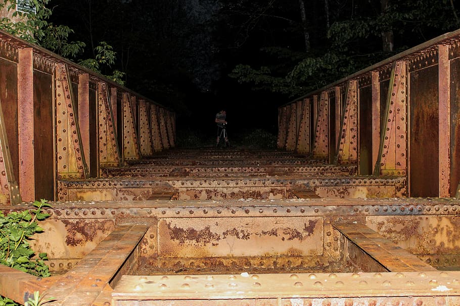 abandoned, bridge, man, night, old, person, rusty, steel structure HD wallpaper