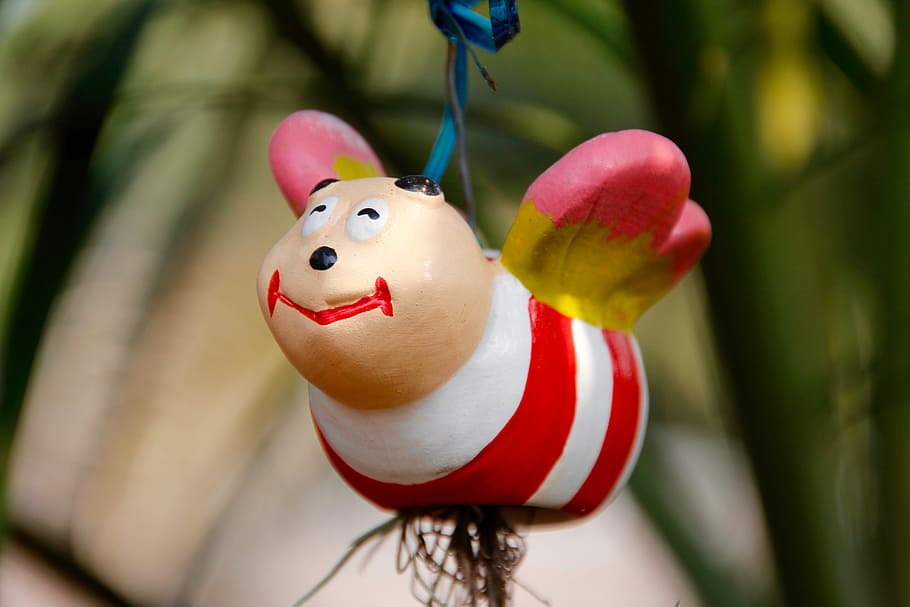 Bee, Close, Ceramic, Toys, Yellow, children, funny, figure HD wallpaper