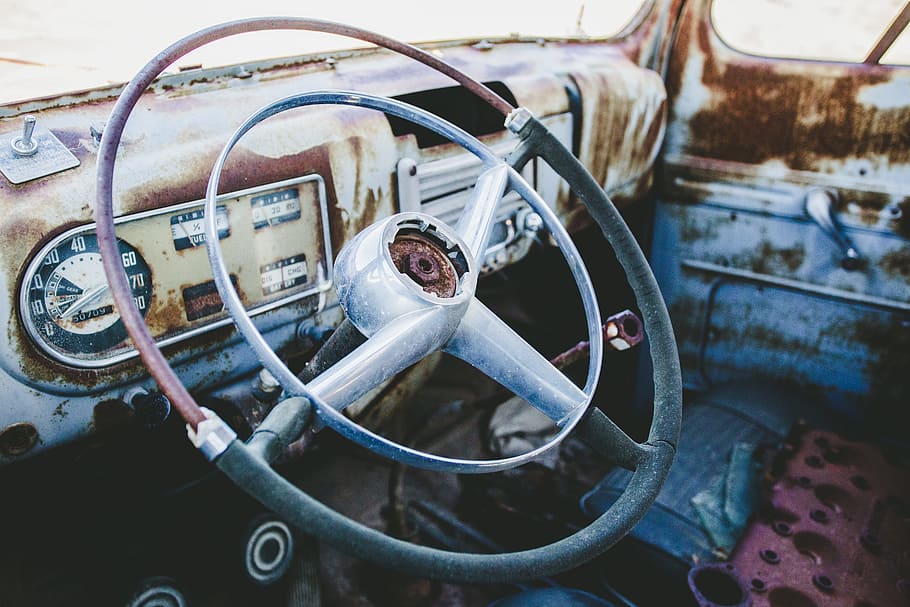 gray and black vehicle steering wheel, broken gray steering wheel HD wallpaper