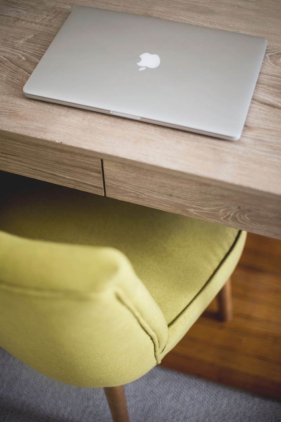 laptop, apple, macbook, computer, browser, research, study HD wallpaper