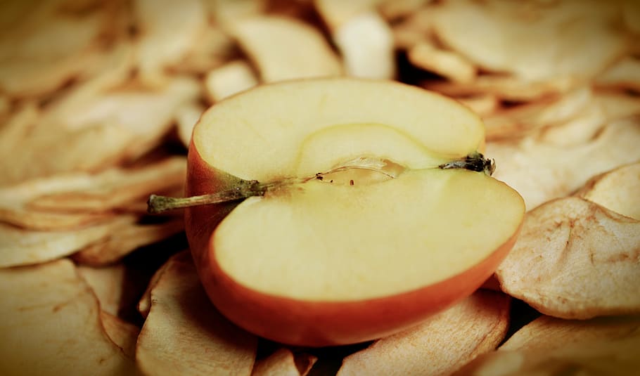 apple, apple half, core, sliced, dried apples, dried fruit HD wallpaper