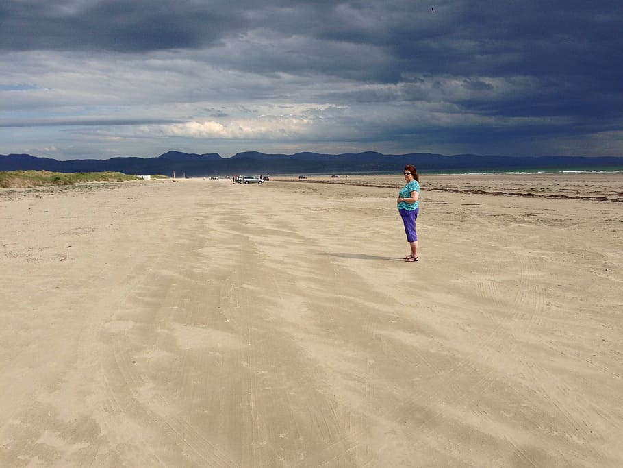 beach, sky, clouds, sand, lonely, loneliness, woman, holiday HD wallpaper