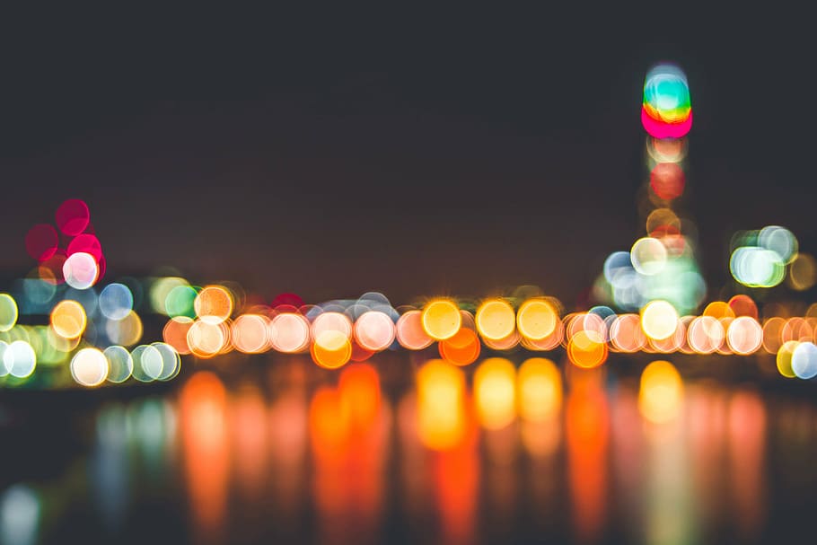 bokeh photography, lights, reflection, water, night, colorful HD wallpaper