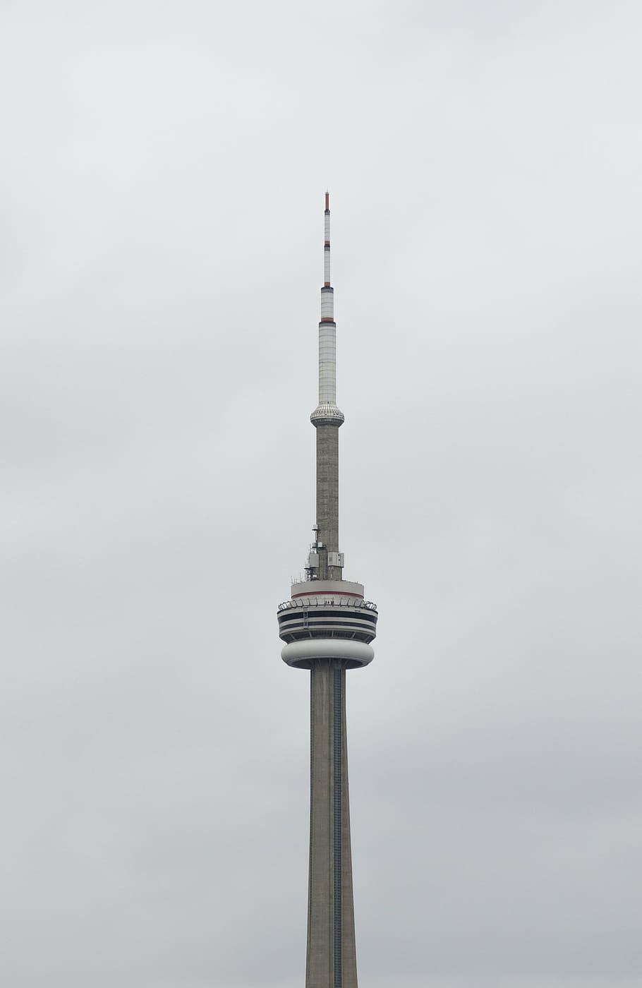 building, cn tower, landmark, skyscraper, Toronto, communications Tower HD wallpaper