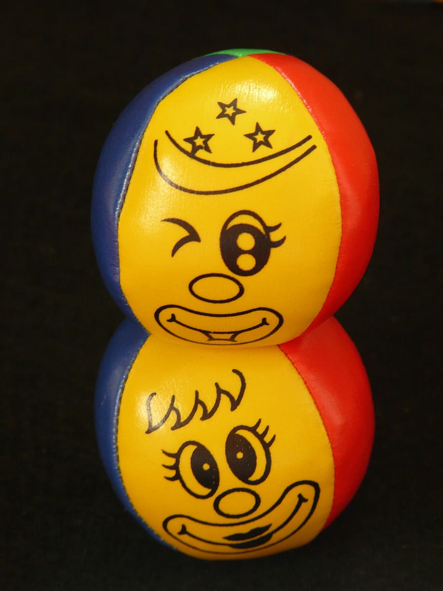 juggling balls, juggle, face, clown, colorful, yellow, blue HD wallpaper