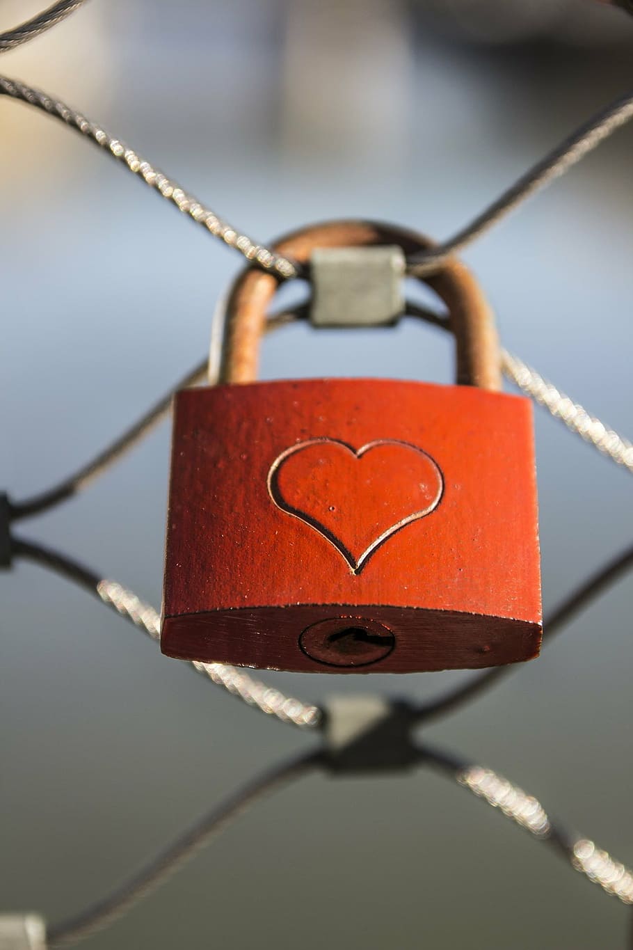 fence, lock, love padlock, security, wire mesh, symbol, protection HD wallpaper