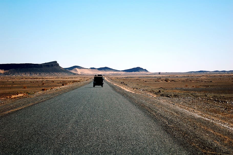 black SUV running on road surrounded by desert during day, Morocco, HD wallpaper