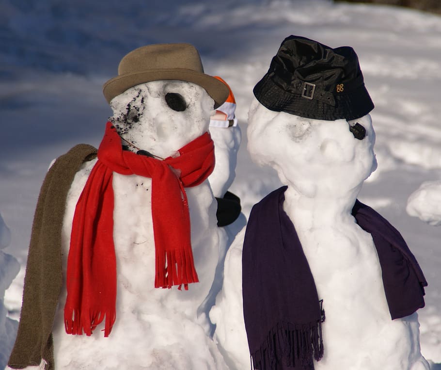 snow man, couple, winter, wintry, funny, cold temperature, hat HD wallpaper