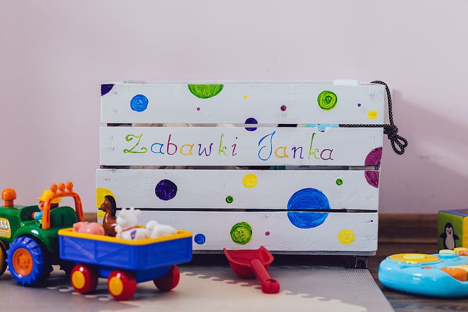 animals, baby, bear, box, boy, child, color, colorful, creative HD wallpaper