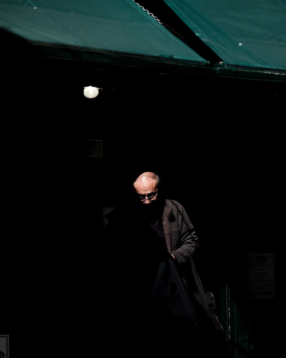 dark, light, people, old, men, real people, one person, lifestyles HD wallpaper