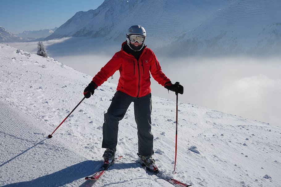 person riding snow skis, Skier, Skiing, Ski Run, Cold, fun HD wallpaper