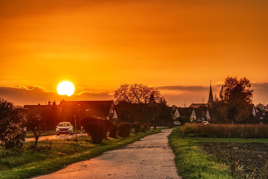 photo of houses during golden hour, sun, sunset, evening, dusk HD wallpaper