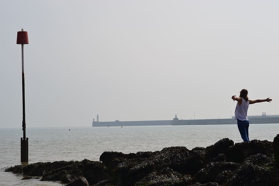 dover, dom, sea, rock, climb, sky, coast, holiday, water, copy space HD wallpaper