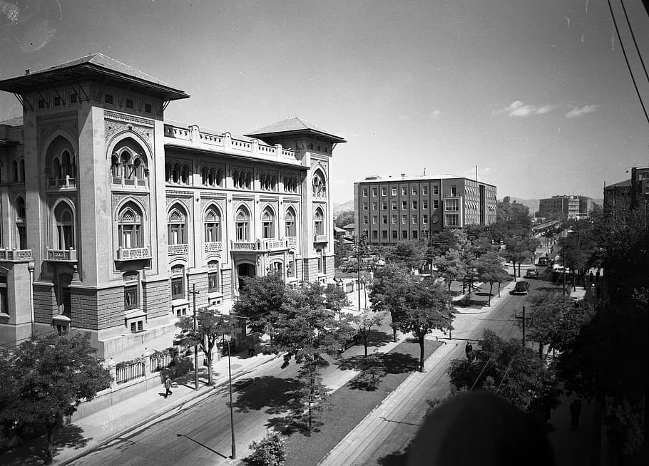 Old general directorate building of Ziraat Bank in Ankara, Turkey, HD wallpaper