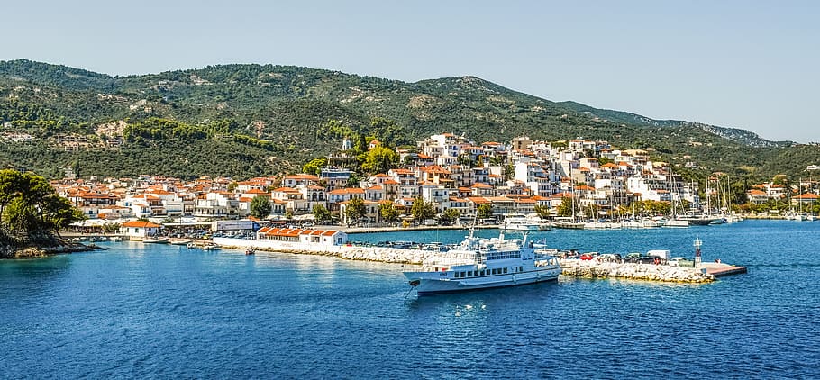 white cruise ship on dock near island at daytime, greece, skiathos HD wallpaper