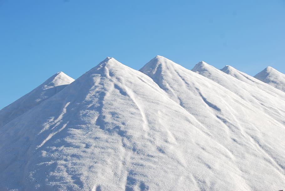 Snow Covered Mountain Under Blue Sky at Daytime, cold, daylight HD wallpaper