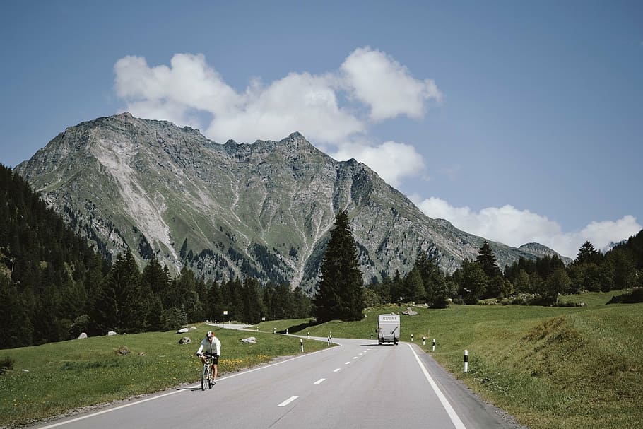 white box truck on road near mountain during daytime, highland HD wallpaper