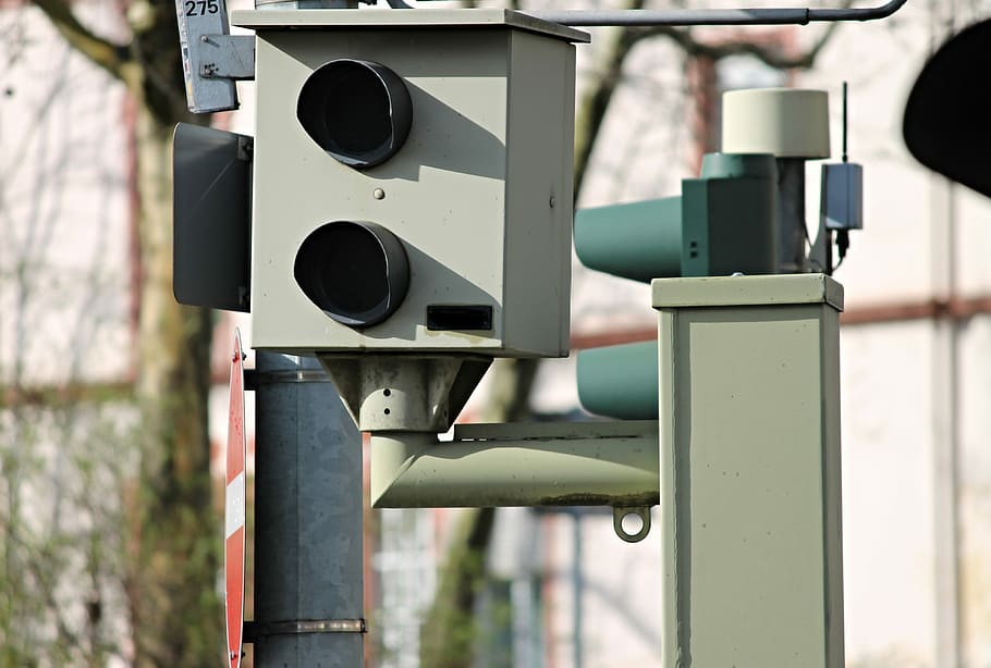 turned-off traffic lights, blitzer, flash unit, lager, stationary HD wallpaper