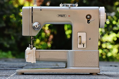selective focus photography of electric sewing machine, pfaff HD wallpaper