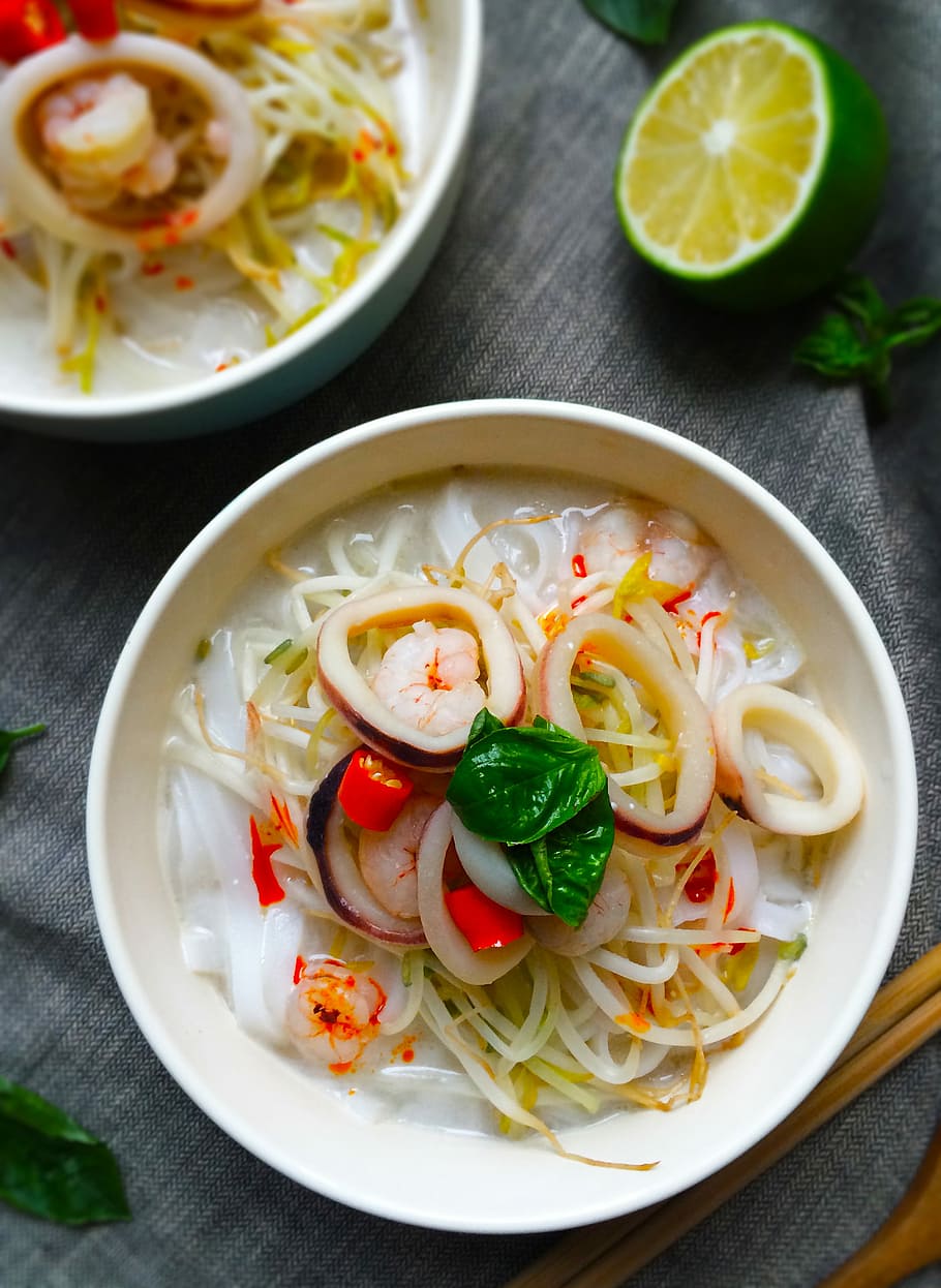 Rice Noodle with Tom Yum Goong Soup, food, gourmet, vegetable