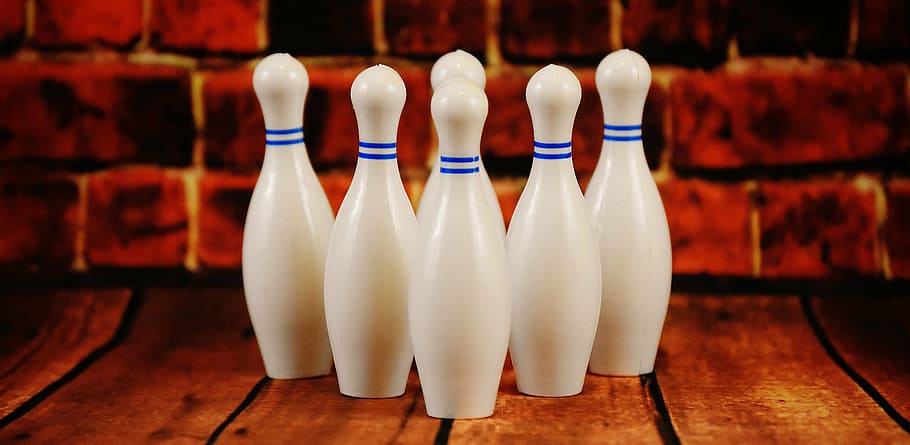 white bowling pins, plastic, bottle, indoors, drink, no people HD wallpaper
