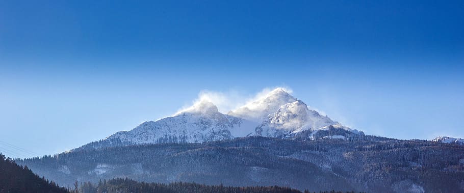 Snow capped mountain peaks in Steinbockweg Innsbruck, Austria, HD wallpaper
