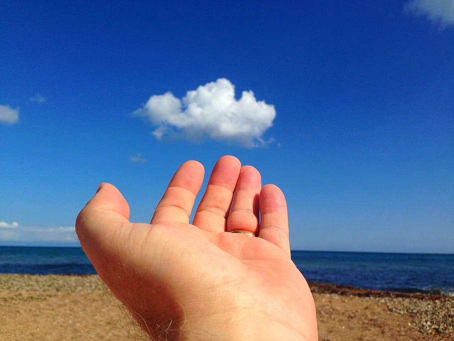 closeup photo of person's hand wearing ring, sky, cloud, sea HD wallpaper