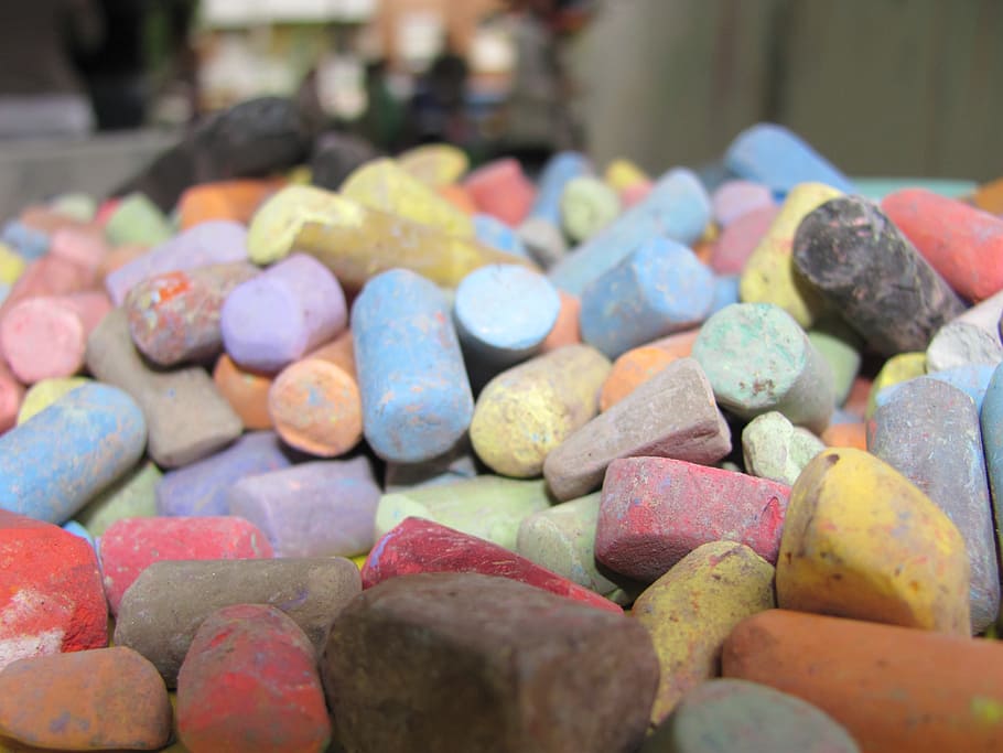blackboard chalks, colors, paint, charcoal, artists, colorful HD wallpaper