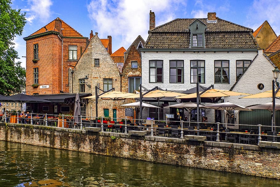 building, brick, city, architecture, canal, terrace, bruges HD wallpaper