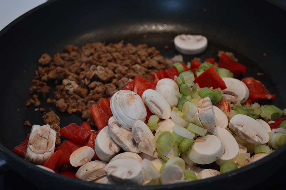 cooking, kitchen, pan, vegetables, stirfry, food, food and drink HD wallpaper