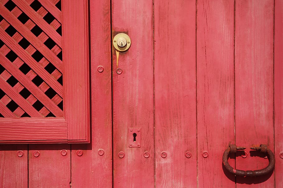 closed red wooden door, lock, entry, entrance, doorway, exterior HD wallpaper