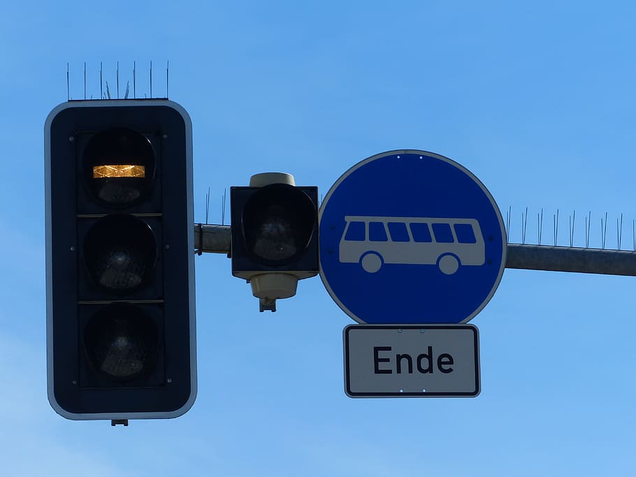 traffic lights, bus, buses, pave, train, tram, preference, preferred HD wallpaper