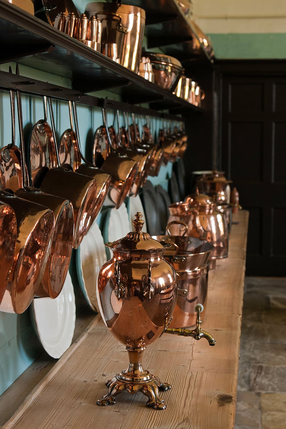 copper samovar, copper utensils, kitchen, ornate, shiny, old fashioned HD wallpaper