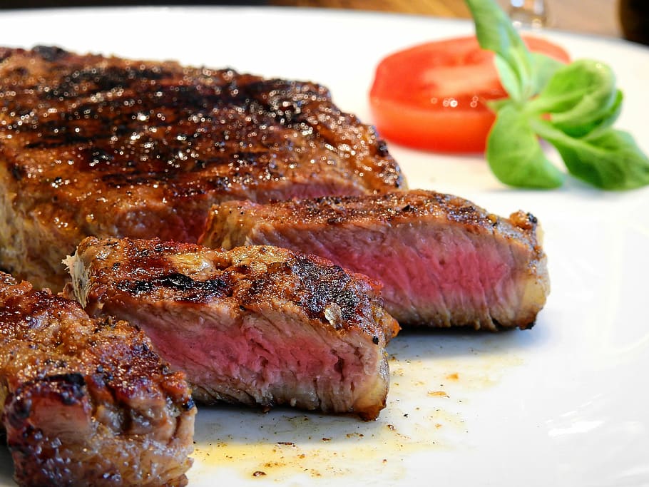 roasted steak with sliced tomato on white plate, meat, beef HD wallpaper