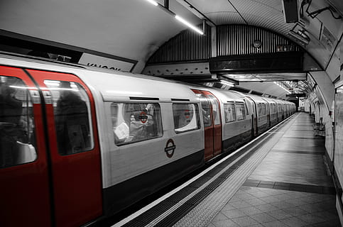 white and red train station subway, metro, speed, underground HD wallpaper
